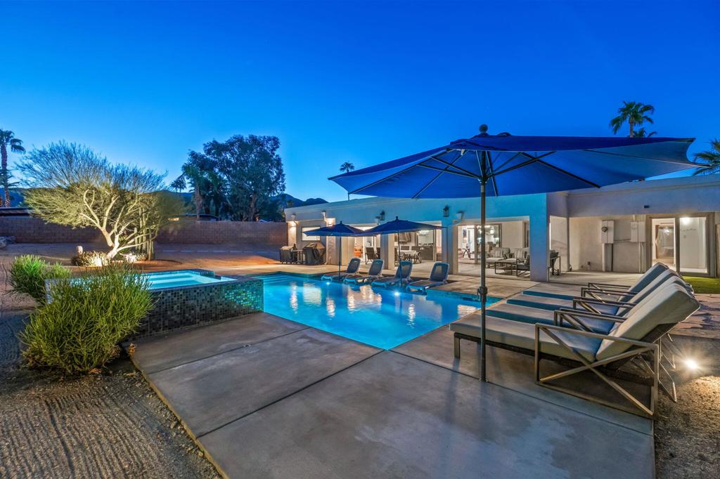 Magnesia Falls Cove - Residential