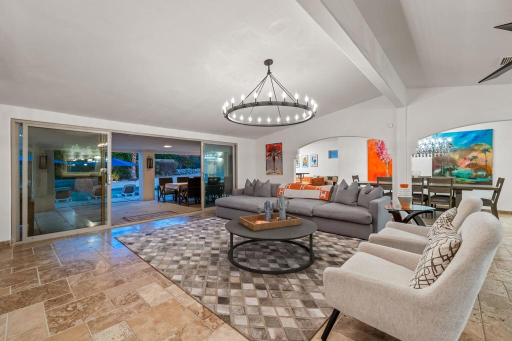 Magnesia Falls Cove - Residential