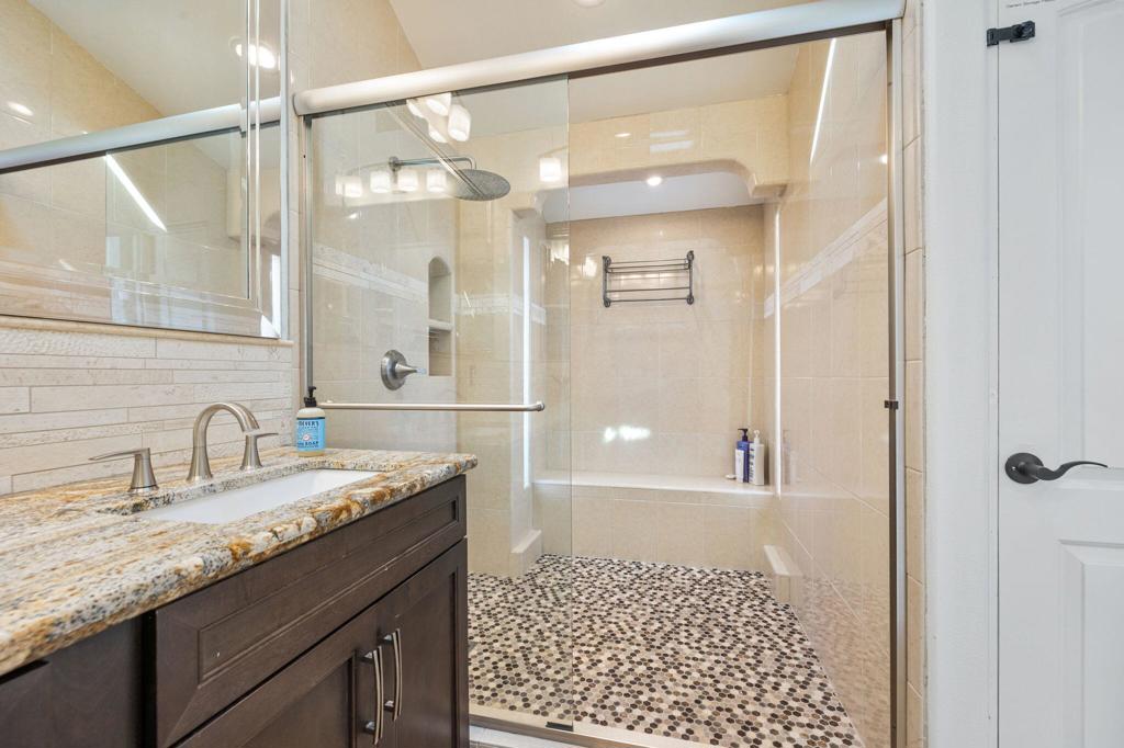 Magnesia Falls Cove - Residential