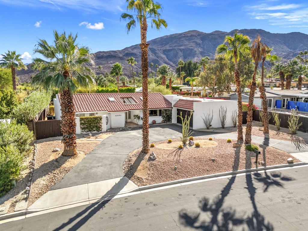 Magnesia Falls Cove - Residential