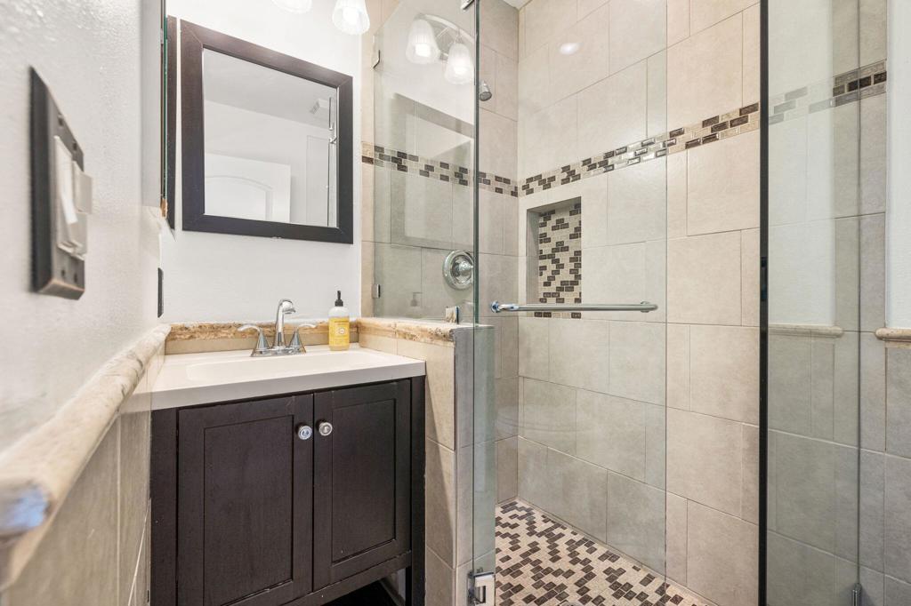 Magnesia Falls Cove - Residential