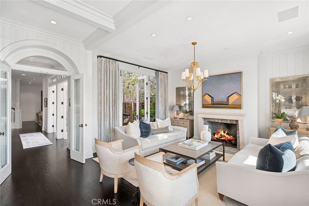 Photo of 2601 Bayshore Drive, Newport Beach, CA 92663 (MLS # NP26015410)