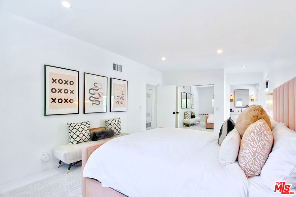 Warm Sands - Residential