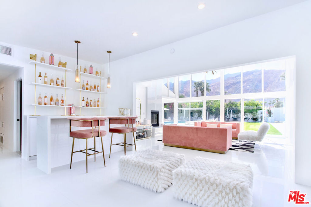 Warm Sands - Residential