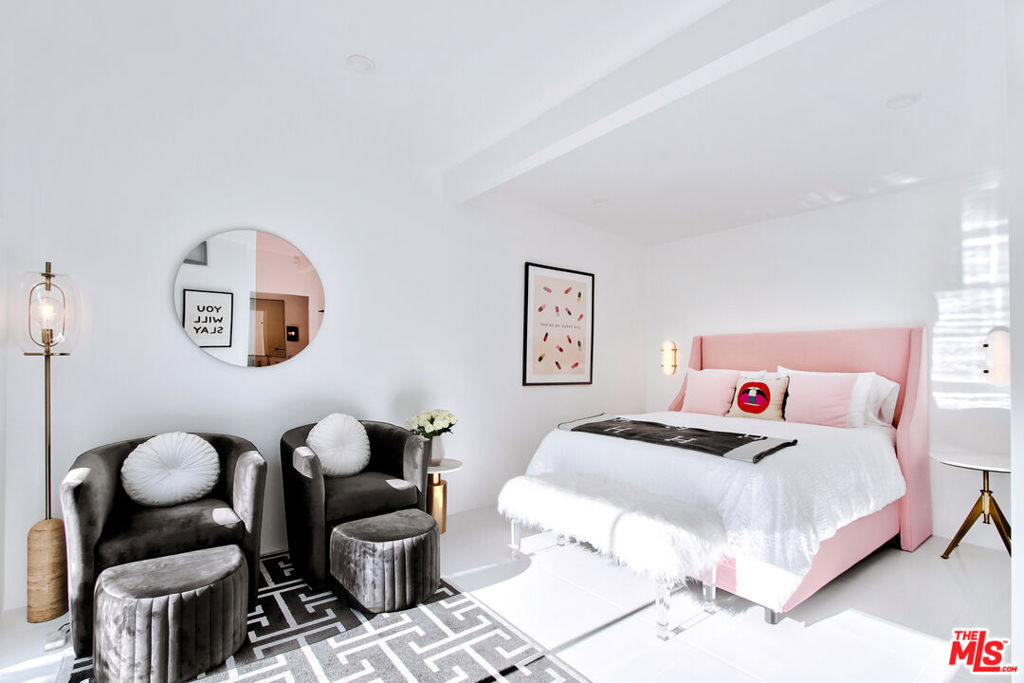 Warm Sands - Residential