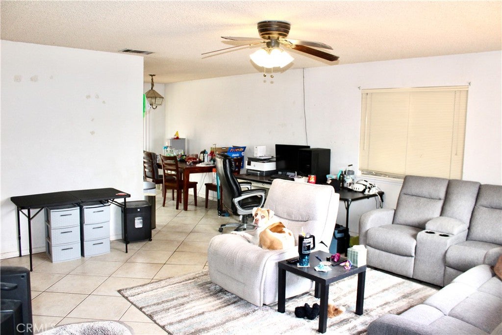 951 Chateau Way