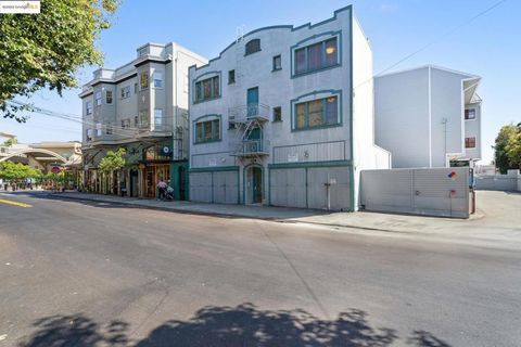 Photo of 309 63rd Street St, Oakland, CA 94618 (MLS # 41118713)