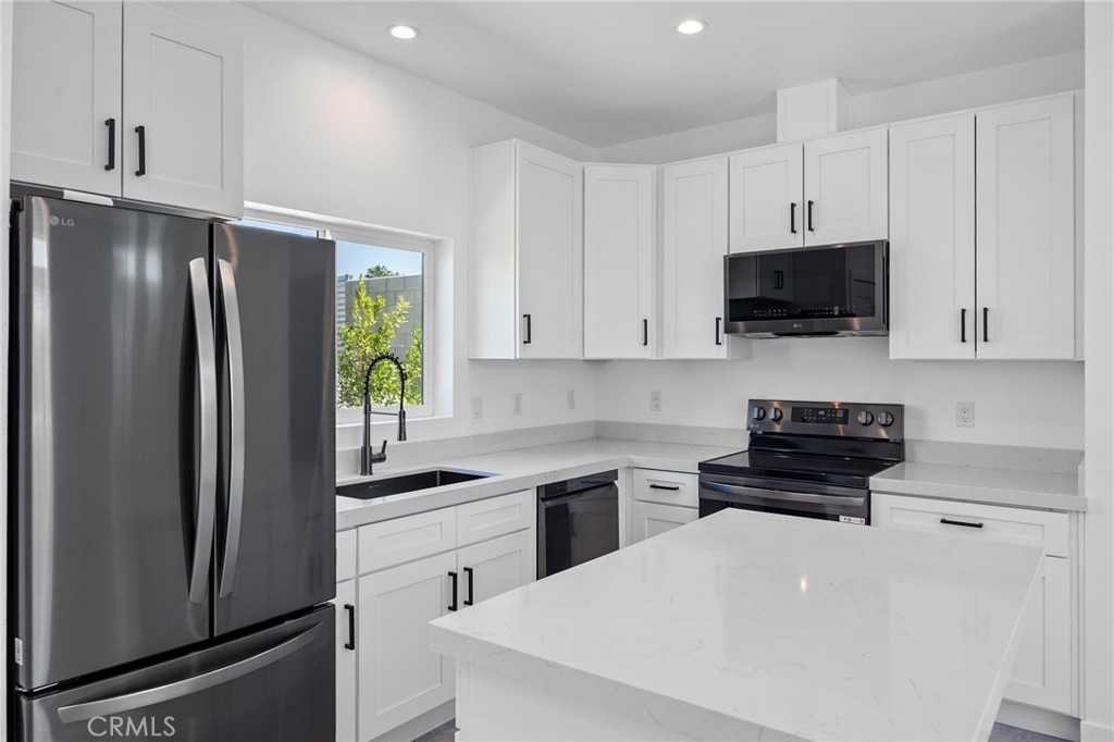 Central Palm Springs (33215) - Residential