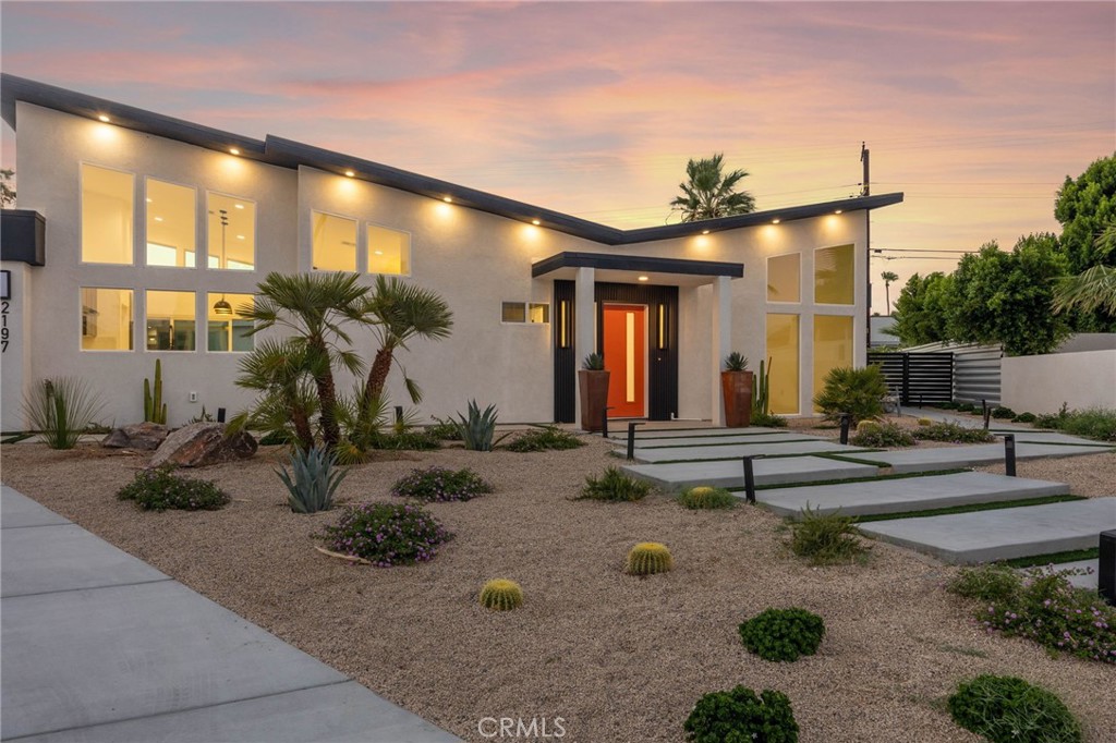 Central Palm Springs (33215) - Residential