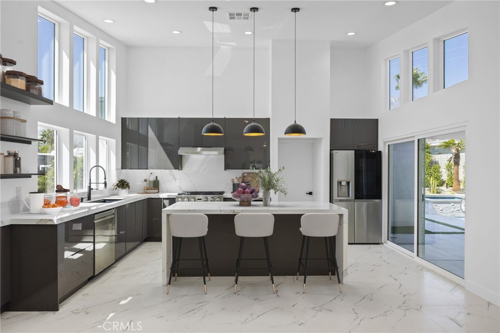 Central Palm Springs (33215) - Residential