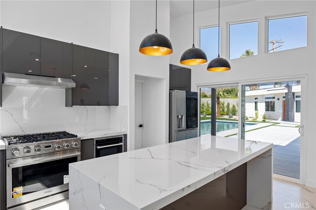 Central Palm Springs (33215) - Residential