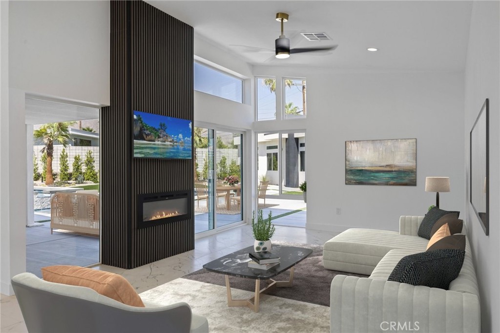 Central Palm Springs (33215) - Residential