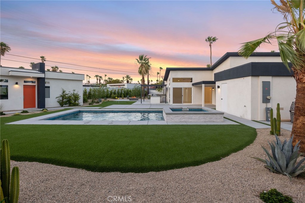 Central Palm Springs (33215) - Residential
