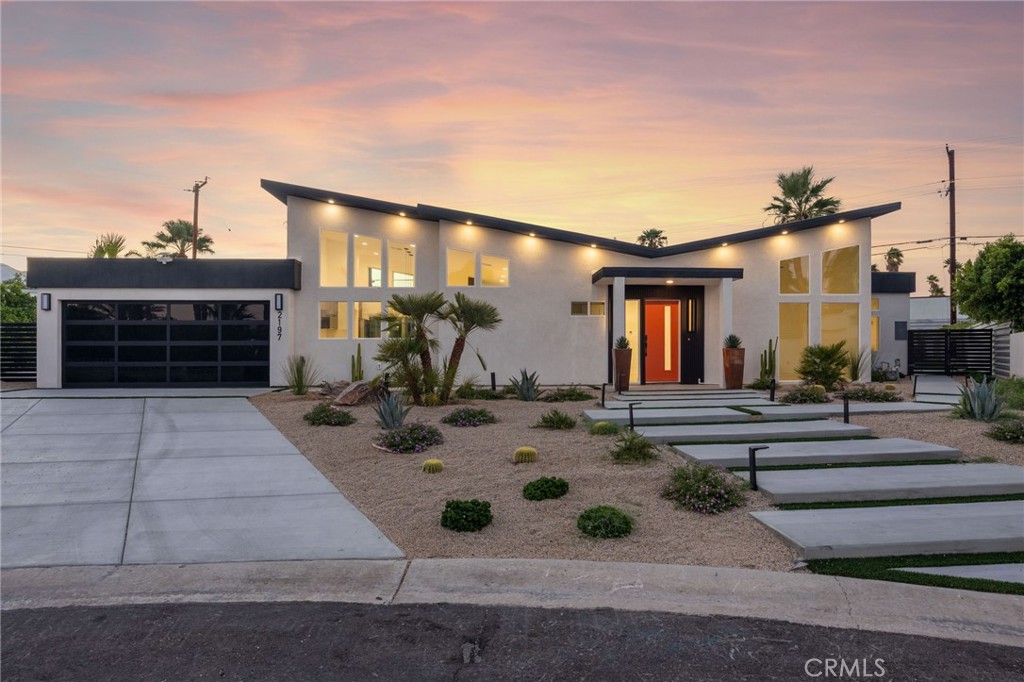 Central Palm Springs (33215) - Residential