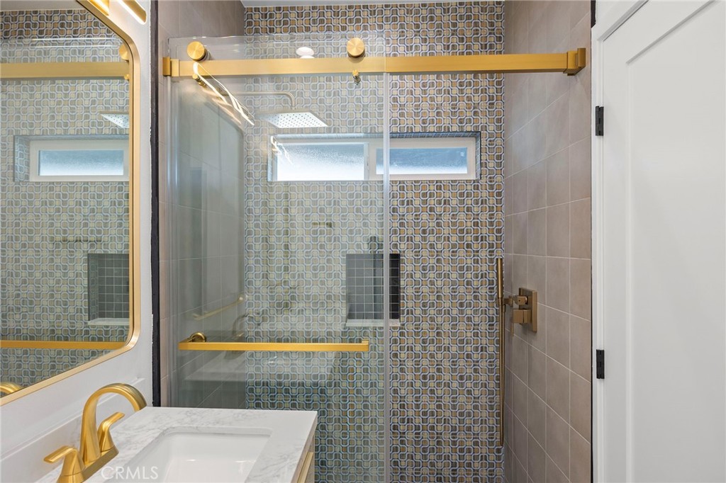 Central Palm Springs (33215) - Residential