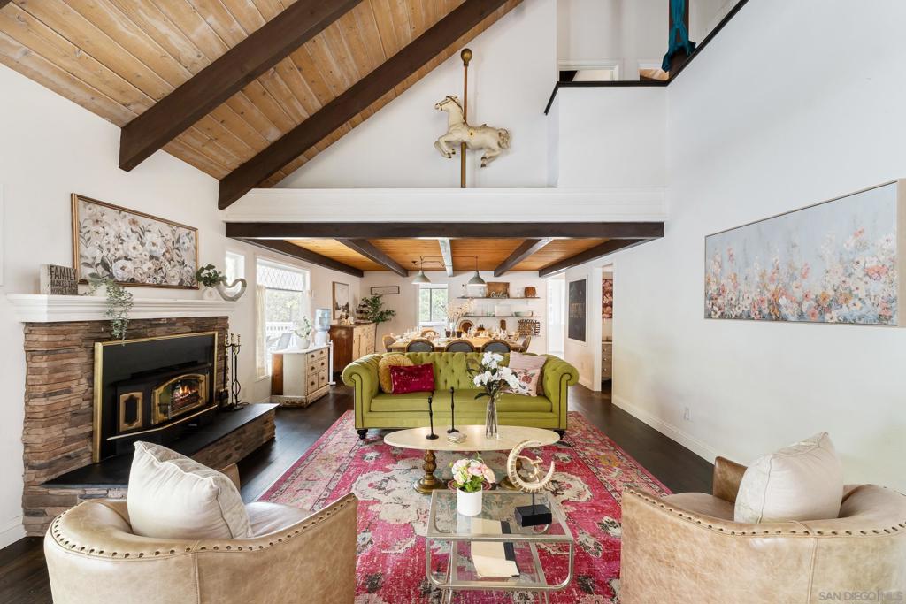 3517 Deer Lake Park
