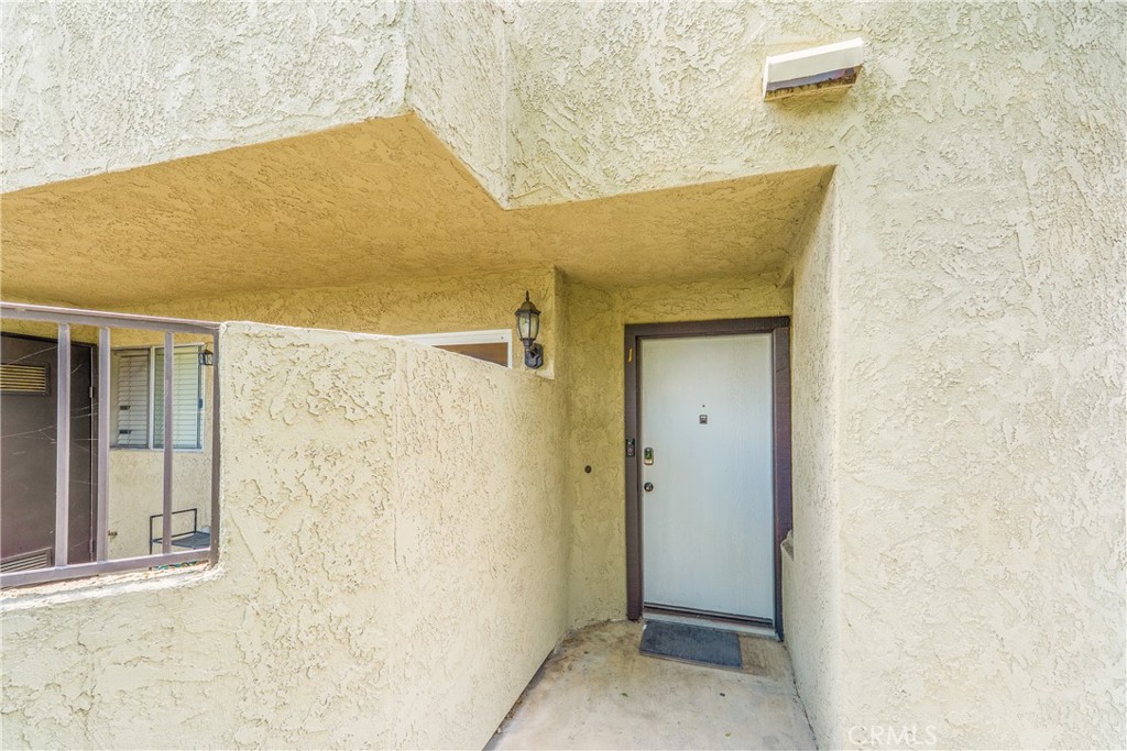 4304 Walnut Street 1