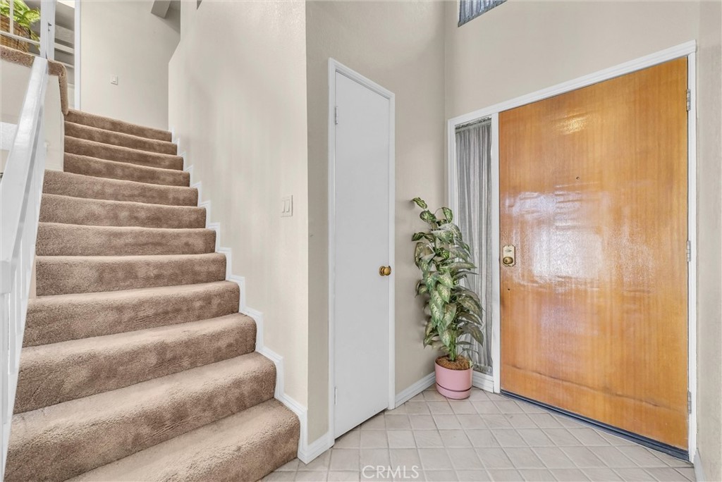 815 Tiverton Court