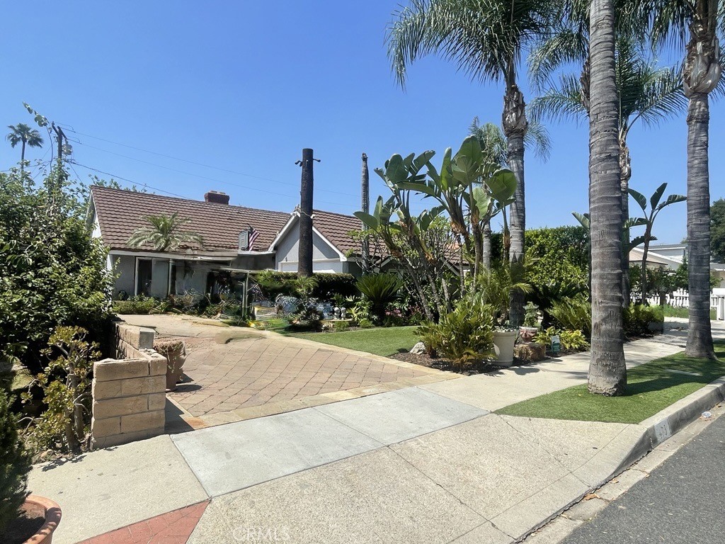 423 Newton Street