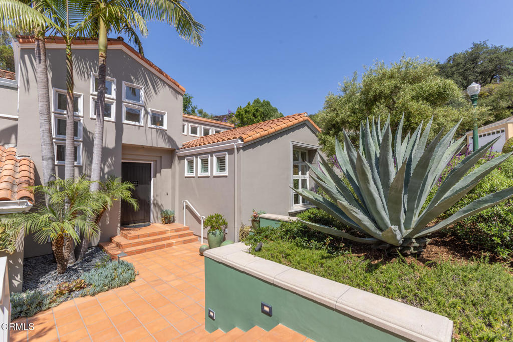 Properties 1 1040 Hillcroft Road