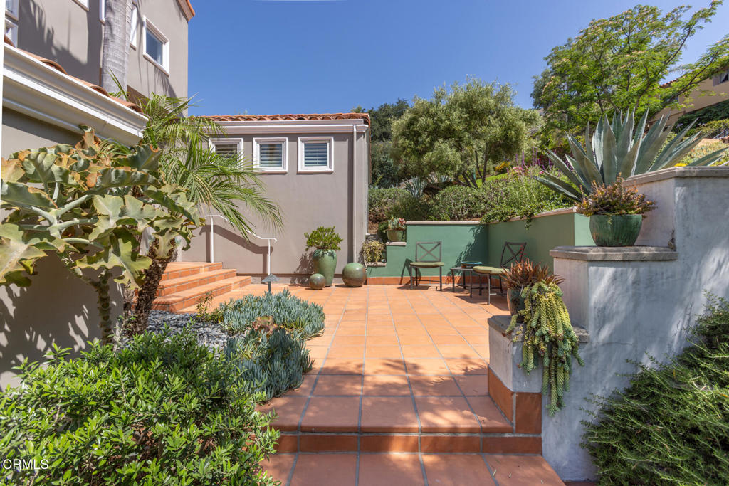 Properties 3 1040 Hillcroft Road