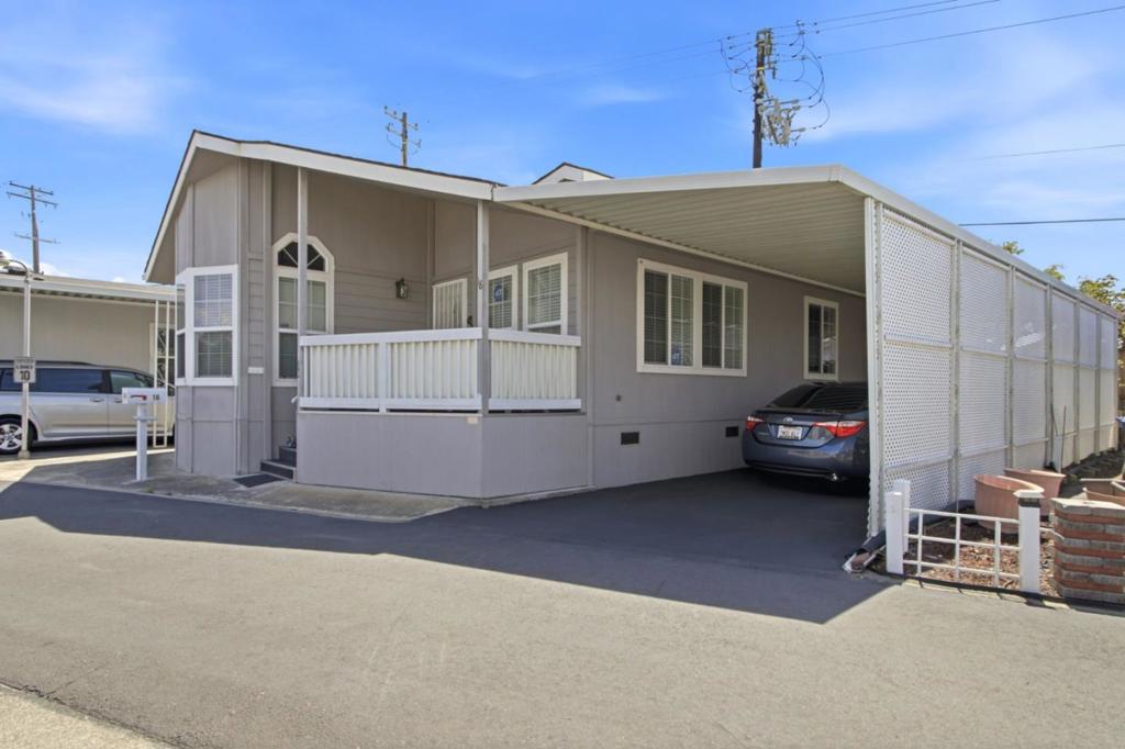 60 Wilson Way 18
