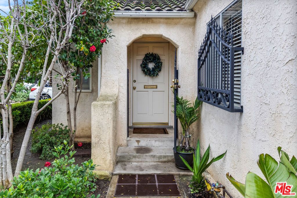 Photo of 11021 Braddock Drive, Culver City, CA 90230 (MLS # 26634469)