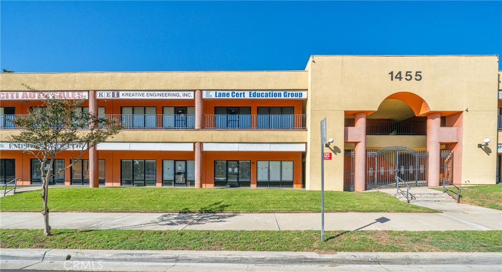 1455 Monterey Pass Road 206