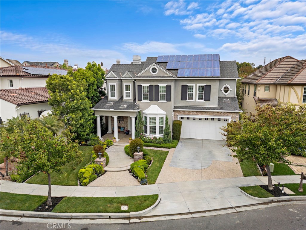 7 Illuminata Lane