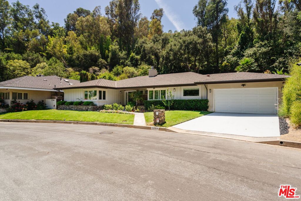 1355 Shadybrook Drive