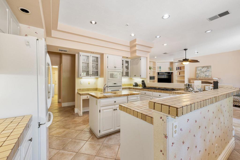 Mirage Estates - Residential Lease
