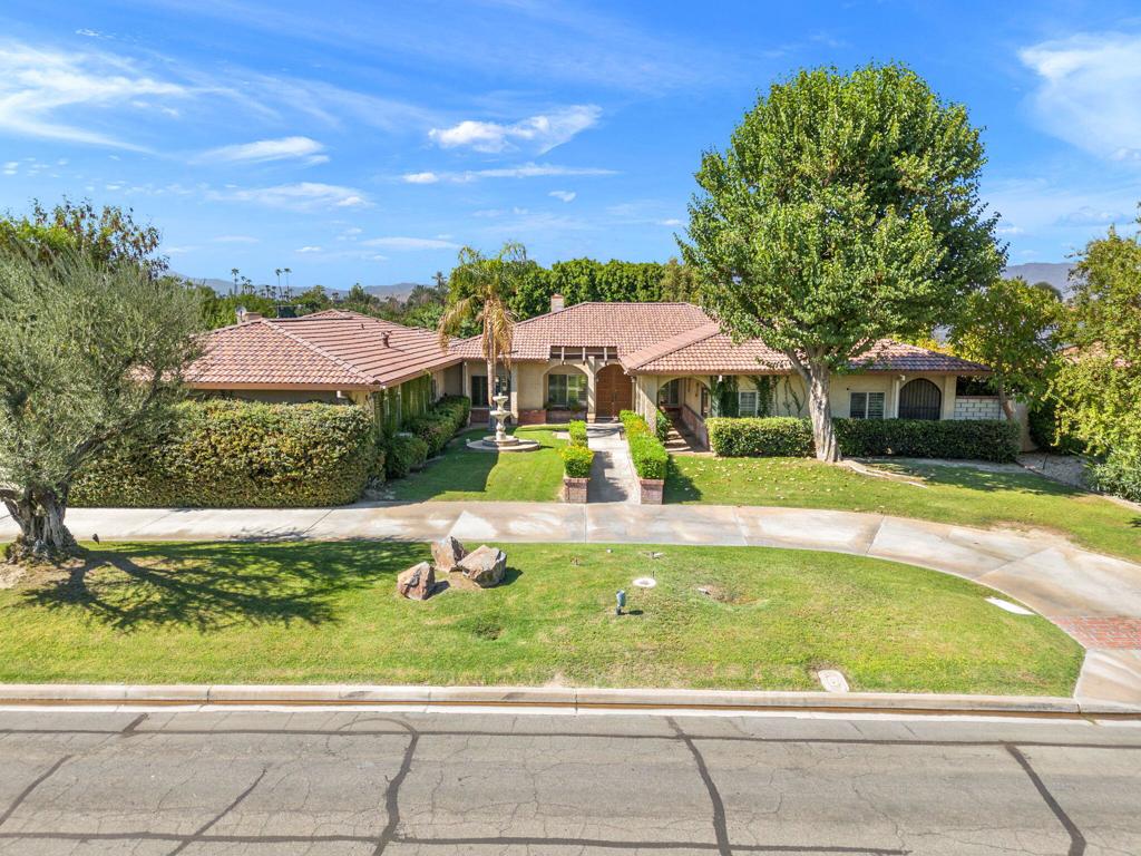 Fabulous Furnished Home FOR LEASE in Mirage Estates! **AVAILABLE NOW**Excellent location with close distance to ''The River'' shopping plaza w/restaurants, movie theater, entertainment and more.This Great Home is offered as Long-Term Lease (12 months $5,900 p/month) OR Seasonal Lease (4 months minimum $6,900 p/month). LARGE Lot with a Circular Driveway + an ADDITIONAL LANDSCAPED AREA. The Back Yard is WONDERFUL with a relaxing Pool & Spa, Covered patio and BBQ grill. Big Living room with fireplace and bar. Formal Dining Room. Very spacious kitchen w/breakfast nook. Big Family Room with a Fireplace. Two MASTER SUITES on one side of the house and one bedroom with its own bath on the opposite side of the house. TRIPLE CAR GARAGE (One garage has a pool table). SOLAR PANNELS! There is so much to enjoy in this Mini Estate!!