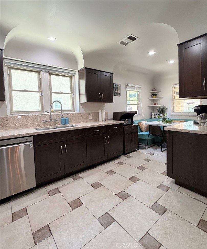 3722 Somerset