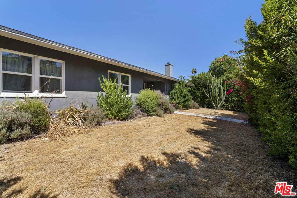 Photo of 5636 Valley Circle Boulevard, Los Angeles, CA 91367 (MLS # 26864635)