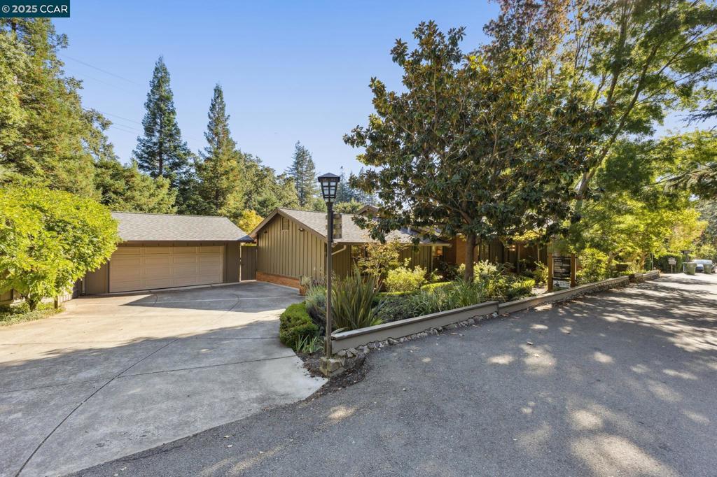 HAPPY VALLEY - Residential