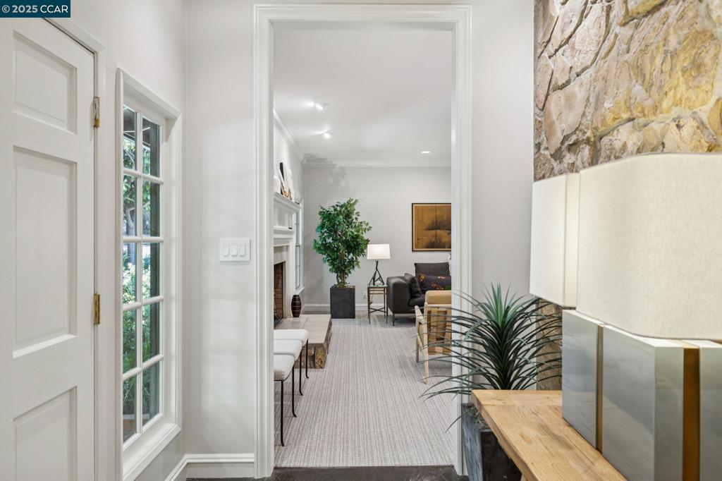 HAPPY VALLEY - Residential
