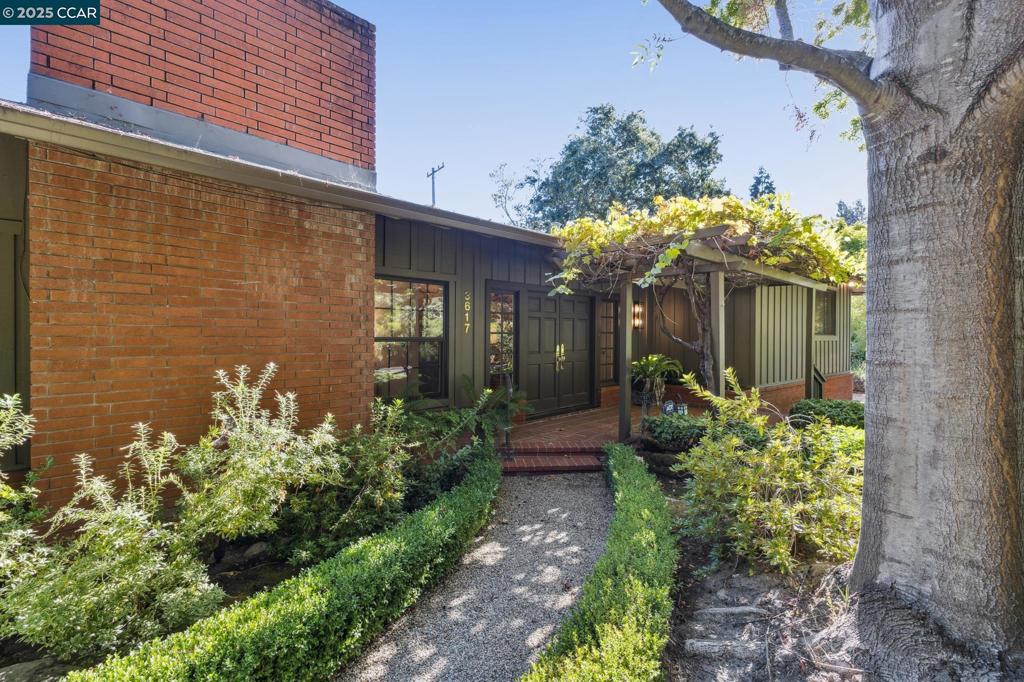 HAPPY VALLEY - Residential