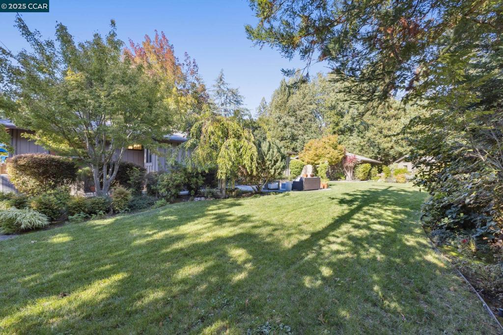 HAPPY VALLEY - Residential