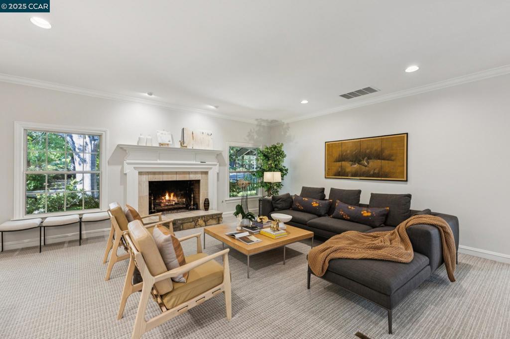 HAPPY VALLEY - Residential