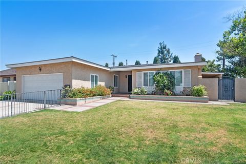 Photo of 1702 Albion Avenue, Santa Ana, CA 92705 (MLS # PV25131997)