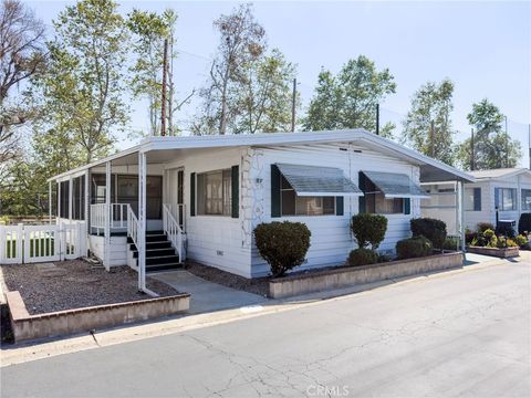 24921 Muirlands Boulevard 28 Lake Forest CA 92630