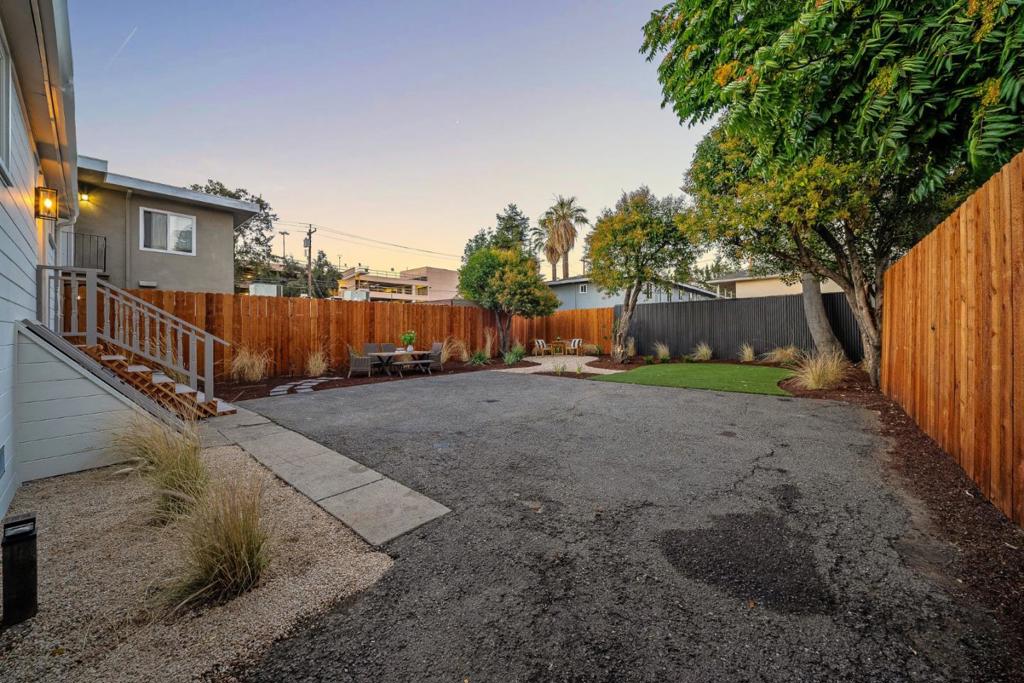 416 S 6th Street