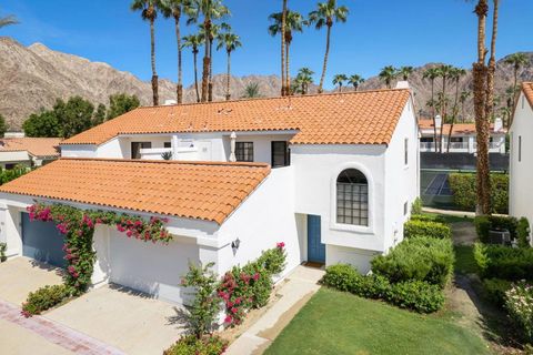 Photo of 76972 Calle Mazatlan, La Quinta, CA 92253 (MLS # 219147973DA)