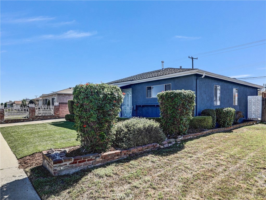 938 W 138th Street