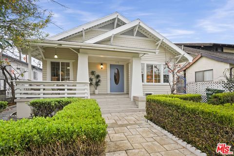 Photo of 135 S Dillon Street, Los Angeles, CA 90057 (MLS # 26633083)