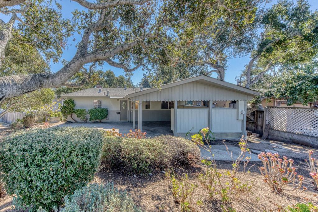 32 Carlton Drive