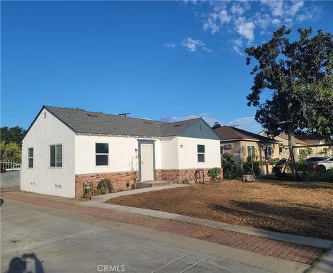 8866 Emerald Fontana CA 92335