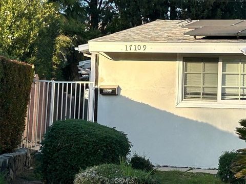 Photo of 17109 Aviva Court, Granada Hills, CA 91344 (MLS # SR25279746)