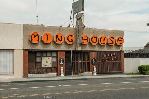 Photo of 5582 Atlantic Avenue, Long Beach, CA 90805 (MLS # PW25124607) Photo of 5582 Atlantic Avenue, Long Beach, CA 90805 (MLS # PW25124607)