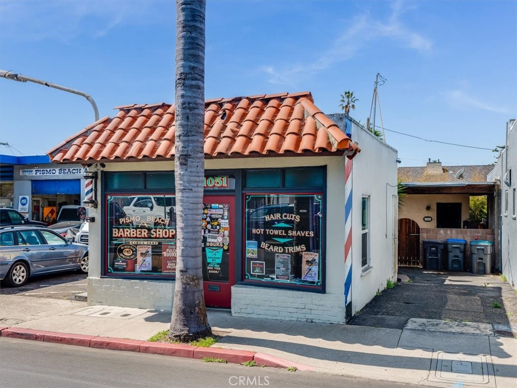 1051 Price Street